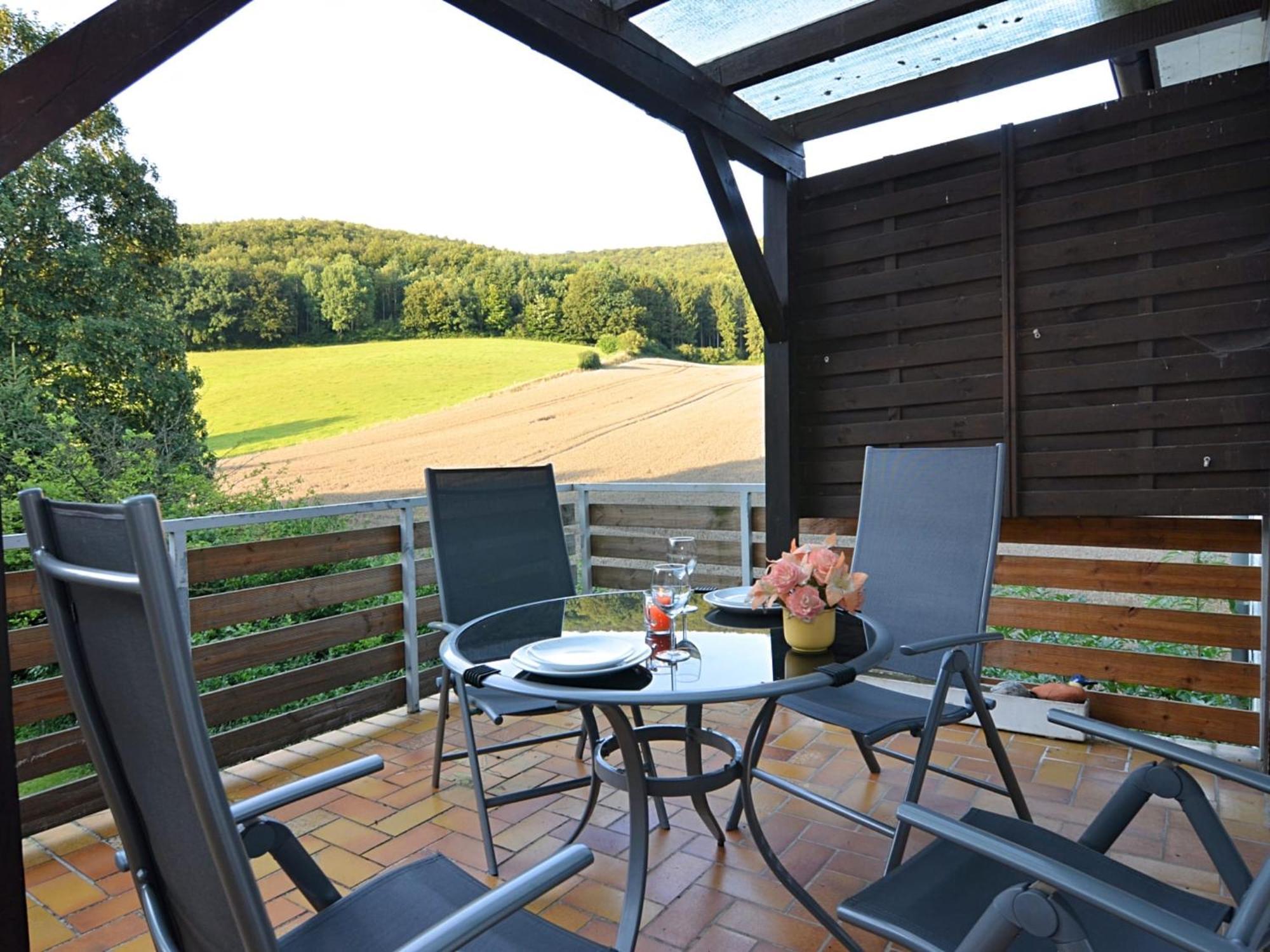 Spacious Apartment In Weser Uplands With Garden Bad Pyrmont Exteriér fotografie